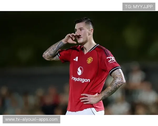 阿莫林打法遭炮轰，曼联战术被质疑保守