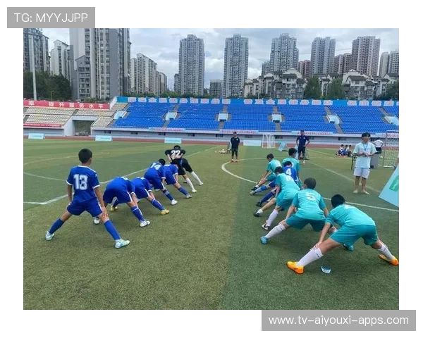 青训课程是否引导球员建立长期目标管理思维，足球青训存在的问题